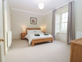 3 bedrooms, individually decorated, individually furnished, free WiFi