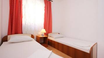 Apartment (A2) | Iron/ironing board, free WiFi