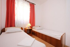 Iron/ironing board, free WiFi - Apartments Tonka (Orebic)
