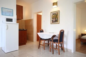Apartment (A2) | Speisen