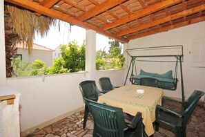 Apartment (A2) | Terrace/patio