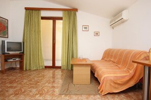 Apartment (A5) | Living room - Apartments Tonka (Orebic)