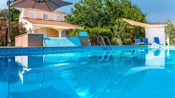 Ferienhaus | Außenpool | Außenpool, beheizter Pool