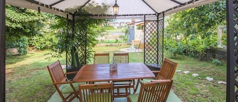 Apartment (A1) | Garden