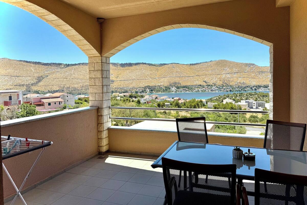 Apartment (A1) | Balcony