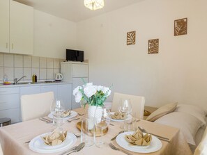 Apartment (A1) | Dining - Apartments Josi (Sibenik)