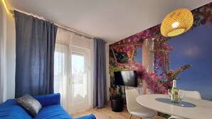 Apart Daire (A2) | Oturma odası