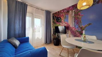Apartment (A2) | Living room