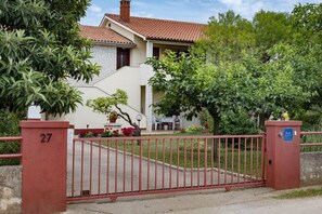 Rakennuksen muotoilu