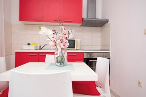 Apartment (A1) | Dining - Apartments Ljubo (Vrsi)