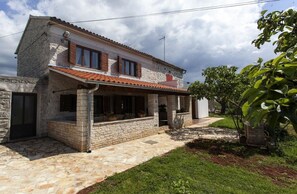 Building design - House Villa Ana, Bale and Rovinj (Bale)
