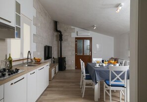 House | Private kitchen - House Irena (Pucisca)