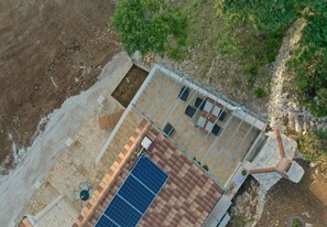 Building design - House Irena (Pucisca)
