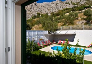 Outdoor pool - House Miho (Omis)