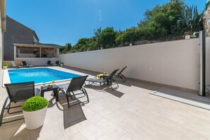 Outdoor pool - Apartments Lux 3 (Marina)
