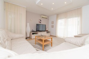 Apartment (A2) | Living room - Apartment The View (Trogir)
