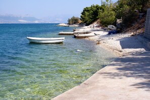 Beach - Apartment The View (Trogir)