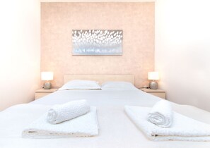 Apartment (A2) | Free WiFi - Apartment The View (Trogir)