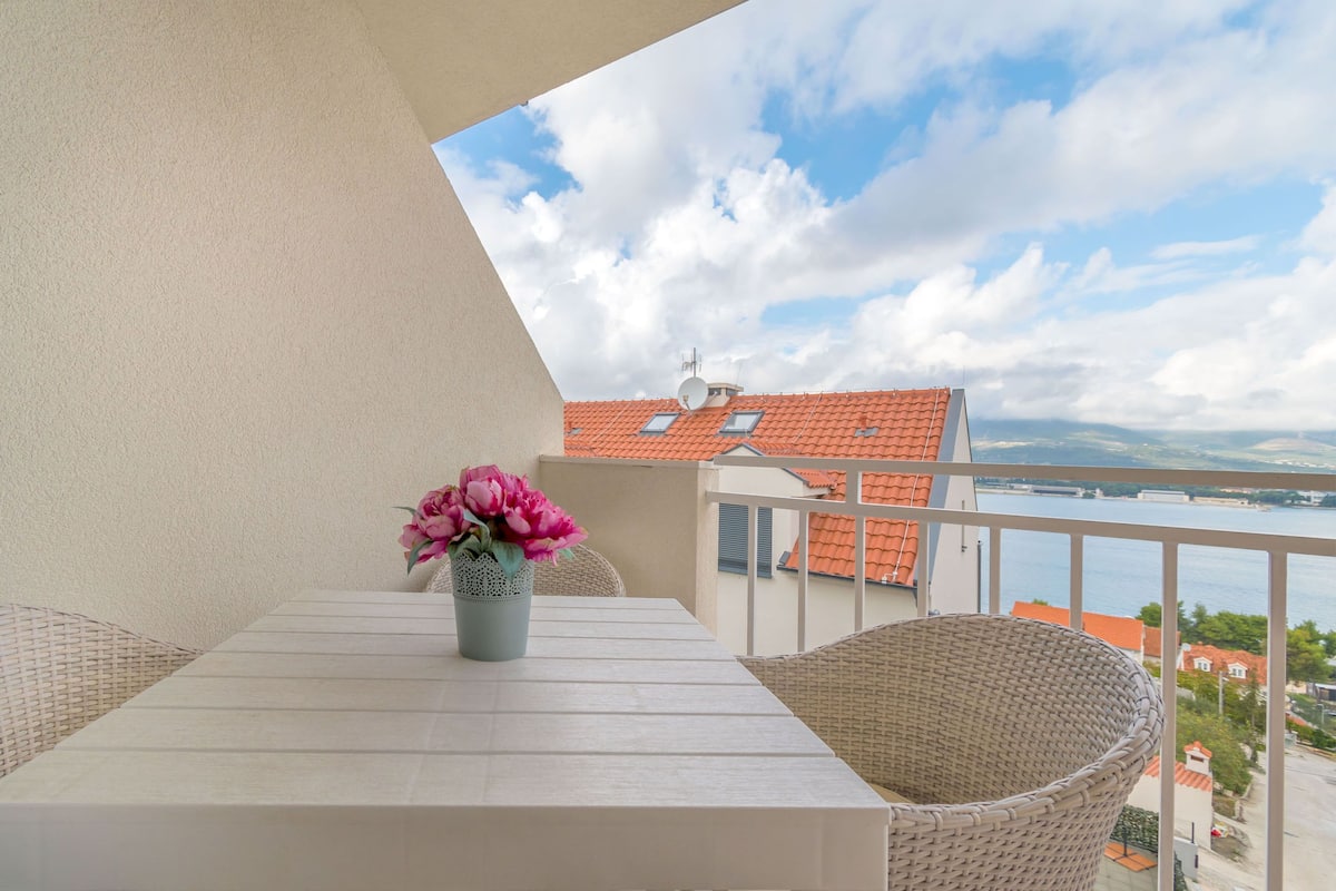 Apartment (A1) | Balkon