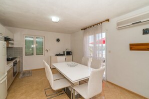 Apartment (A1) | Speisen