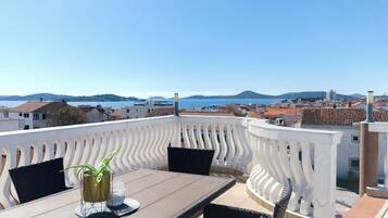 Apartment (A1) | Terrace/patio