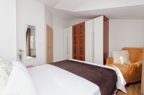 Apartment (A4) | Free WiFi - Apartments Ani (Vodice)