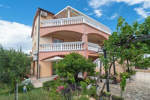 Building design - Apartments Jak (Vodice)