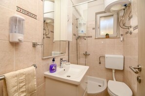 Apartment (A1) | Bathroom | Shower - Apartment Egerius (Marina)