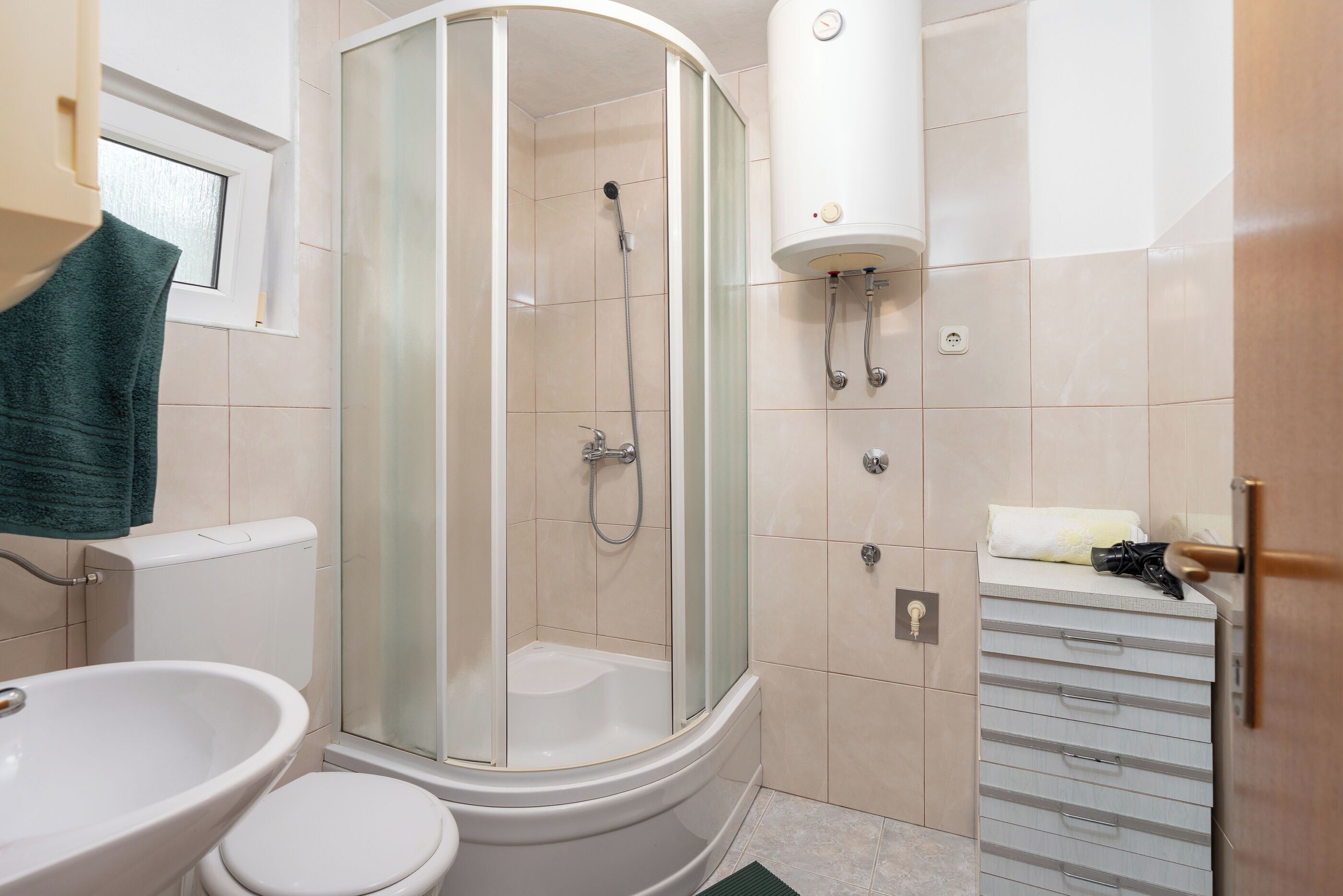 Studio (A1) | Badezimmer