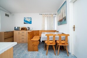 Apartment (A2) | Dining - Apartments Gavro (Vir)