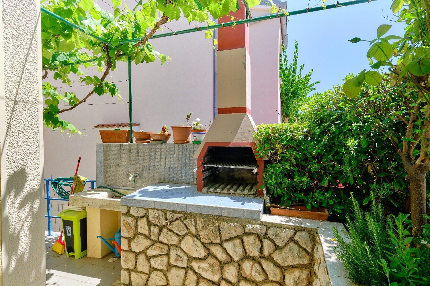 Aire de pique-nique/barbecue