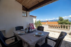 Apartment (A2) | Terrace/patio - Apartments Soni (Postira)