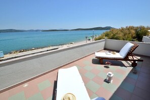 Apartment (A1) | Terrace/patio - Apartment Denko (Tisno)