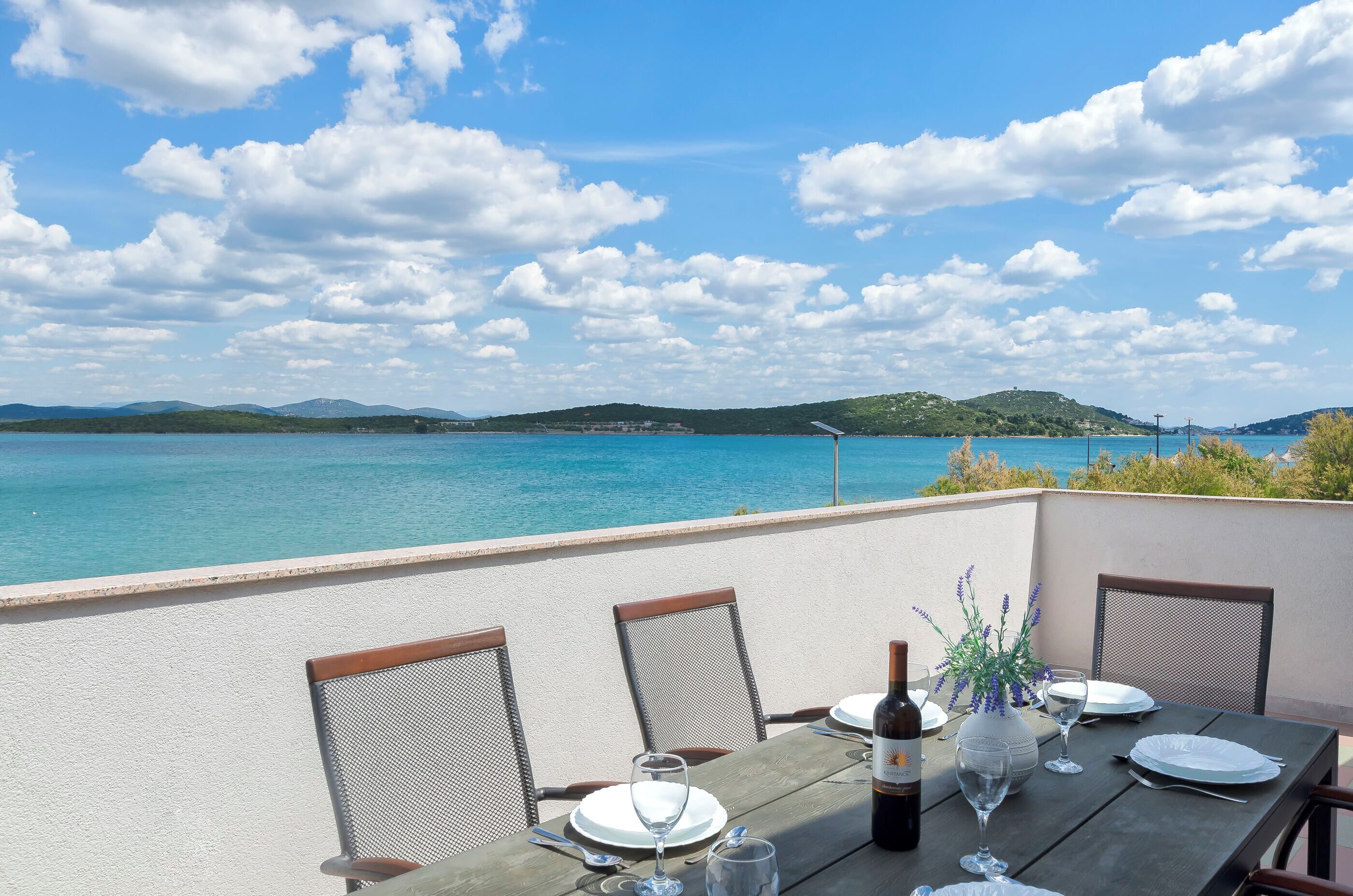 Apartment (A1) | Outdoor dining