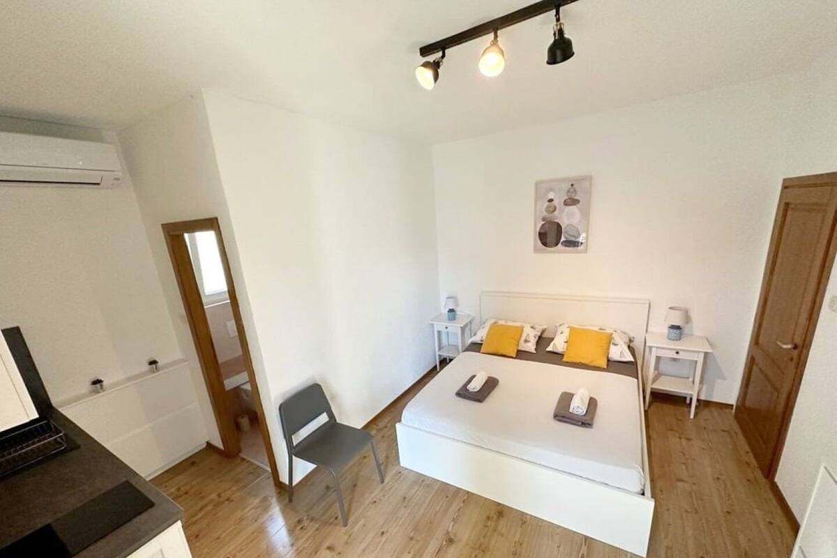 Studio (A3) | Interior