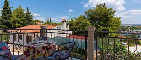 Apartment (A2) | Terrace/patio
