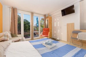 Studio (A1) | Interior - Apartment Orange (Medulin)