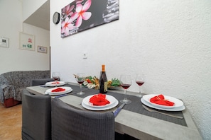 Apartment (A2) | Dining - Apartments Davorka (Rab)