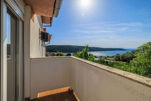 Apartment (A2) | Water view