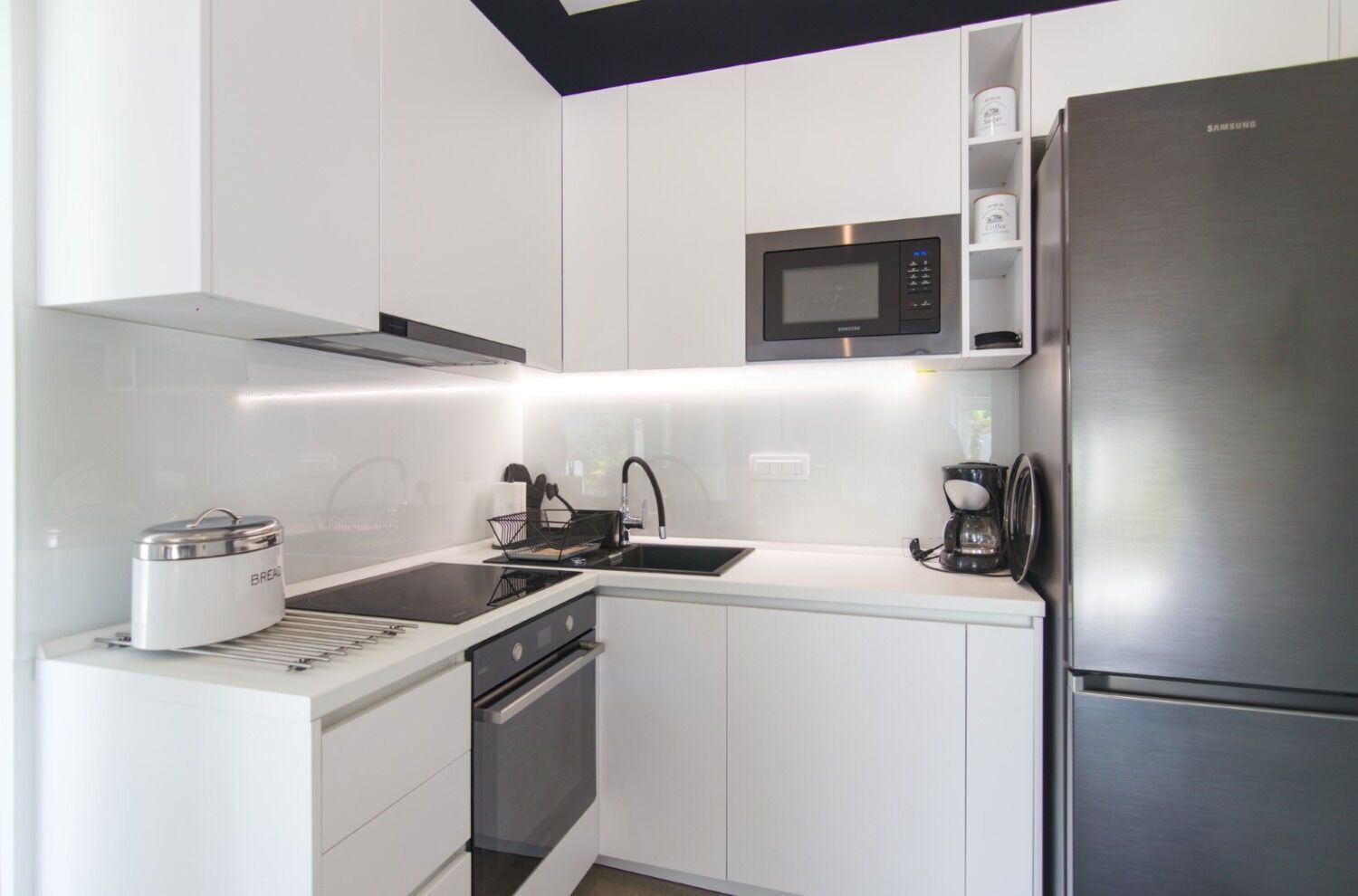 Casa | Cucina privata | Frigorifero, microonde, forno, piano cottura