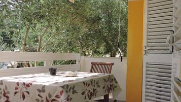 Apartment (A2) | Balcony