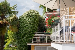 Studio (A1) | Terrace/patio - Apartment Miriam (Opatija)