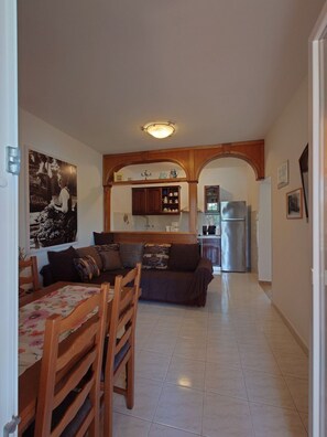 Apartment (A1) | Private kitchen | Fridge, microwave, oven, stovetop - Apartments Anka (Rab)