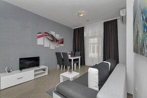 Apartment (A1) | Living room - Apartment Petar (Makarska)