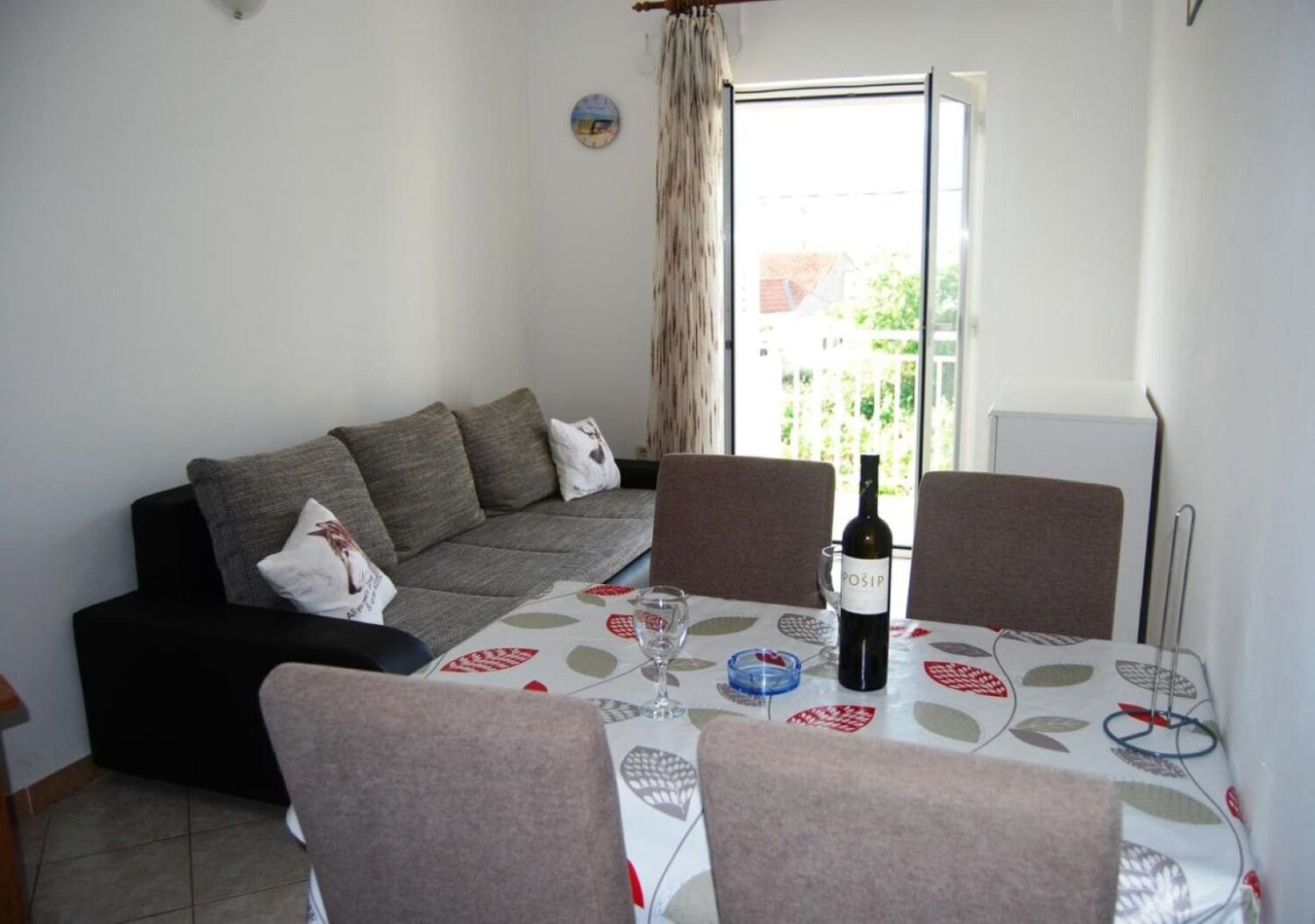 アパートメント (A1) | リビングルーム