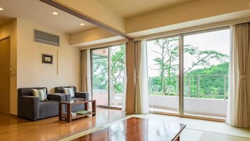 Superior Suite, 1 Bedroom, Balcony, Mountain View | View from room