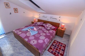 Apartment (A6) | Iron/ironing board, free WiFi