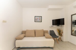 Apartment (A2) | Living room - Apartment San (Povljana)