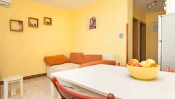 Apartment (A1) | Living room