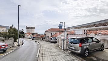 ๋ฌด๋ฃ ์
ํ ์ฃผ์ฐจ